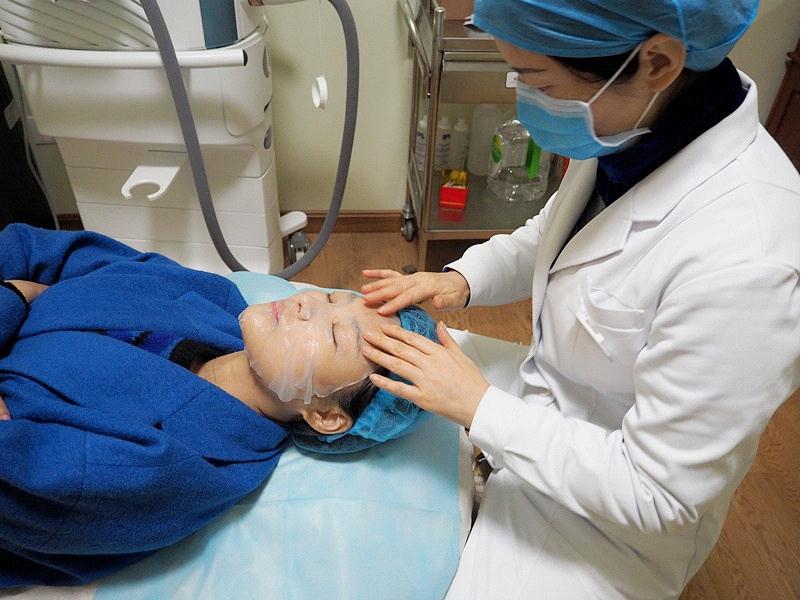 光子嫩肤初体验,被“电”了20次有点疼